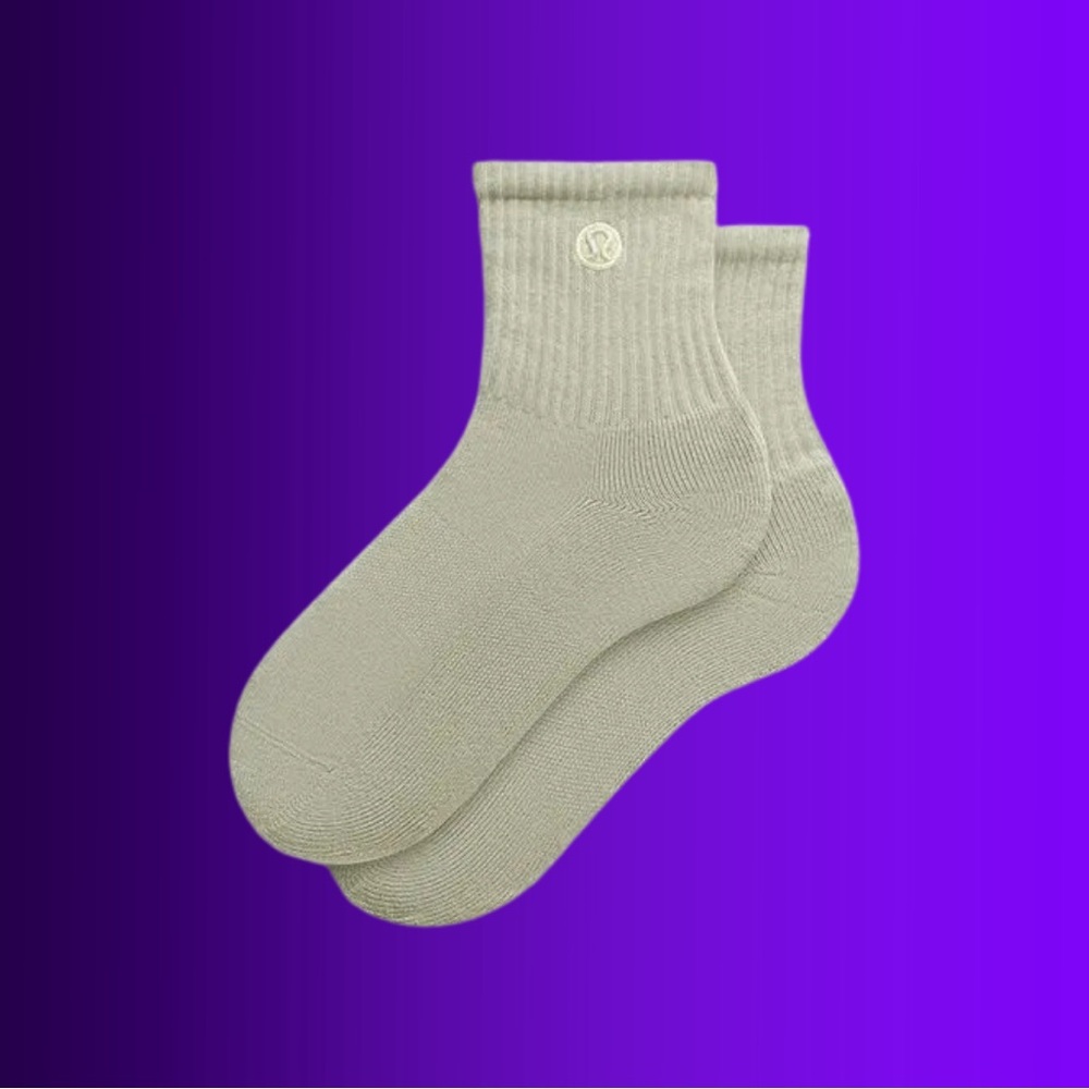 LULULEMON Daily Essential Socks ** Quarter ** NWT ** XL ** FOGN ** Fog Green